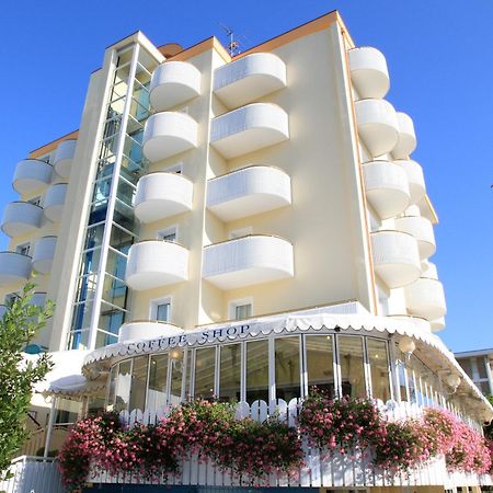 Salus Smart & Chic Hotel Lido di Jesolo Luaran gambar