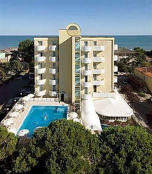 Salus Smart & Chic Hotel Lido di Jesolo Luaran gambar