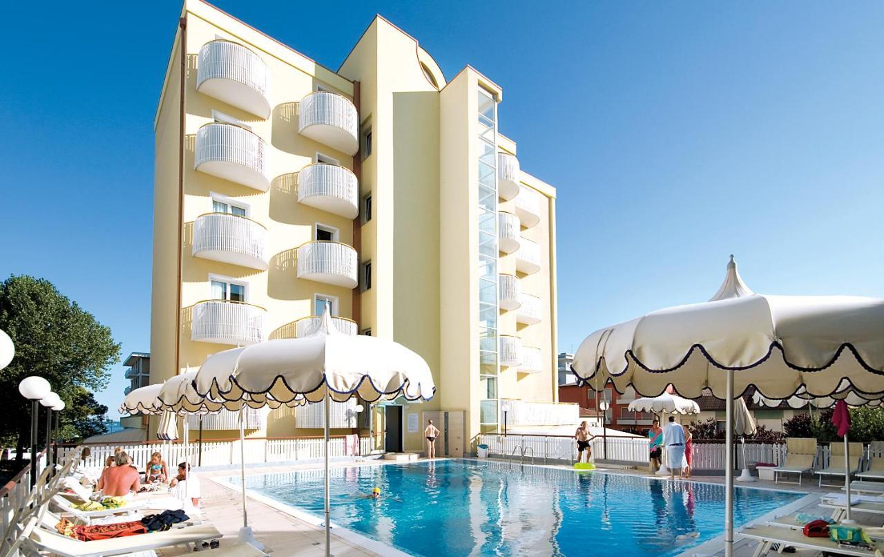 Salus Smart & Chic Hotel Lido di Jesolo Luaran gambar