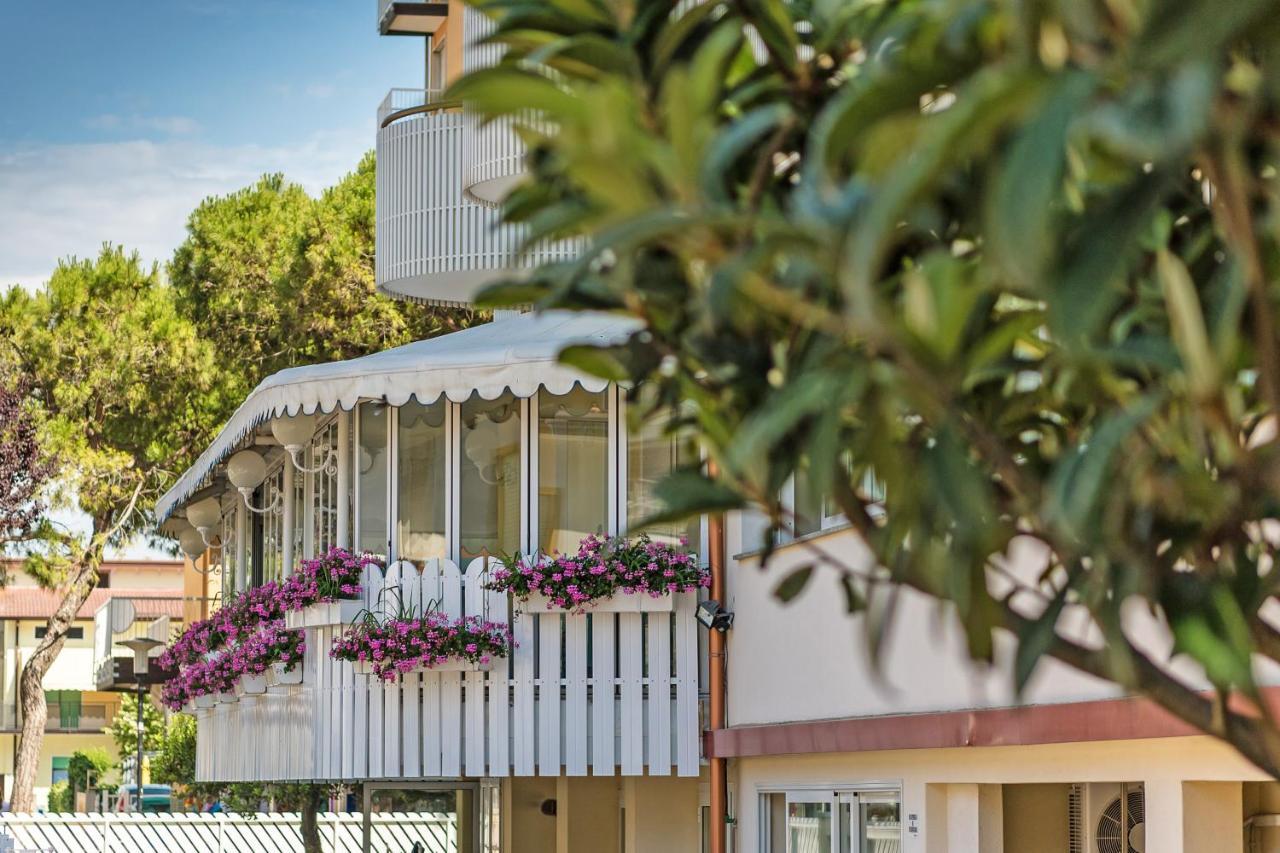 Salus Smart & Chic Hotel Lido di Jesolo Luaran gambar