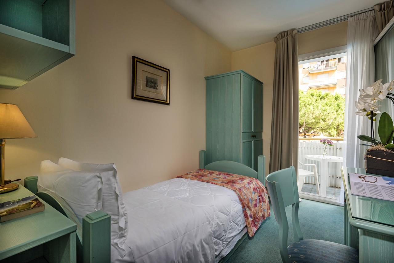Salus Smart & Chic Hotel Lido di Jesolo Luaran gambar