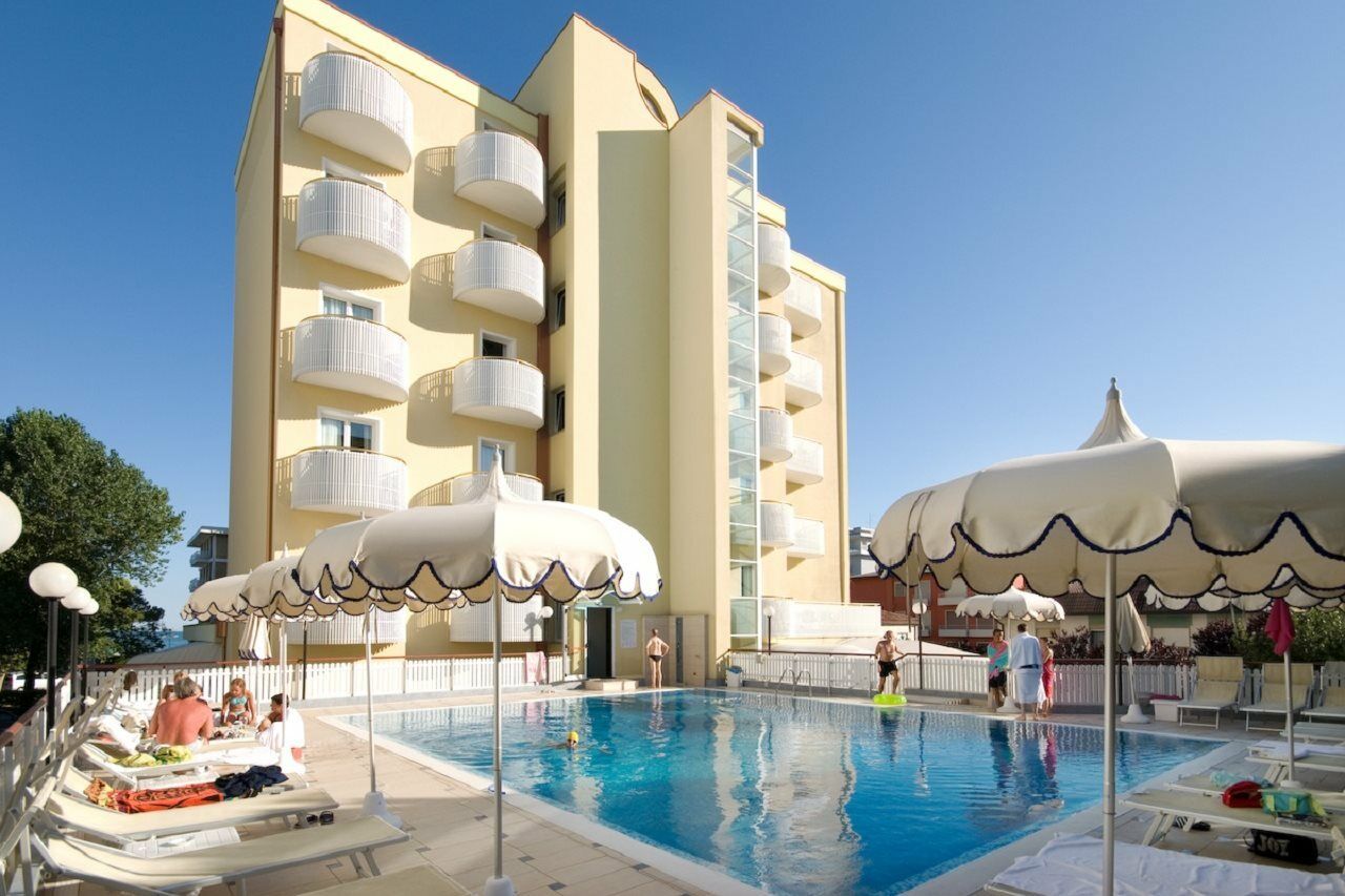 Salus Smart & Chic Hotel Lido di Jesolo Luaran gambar